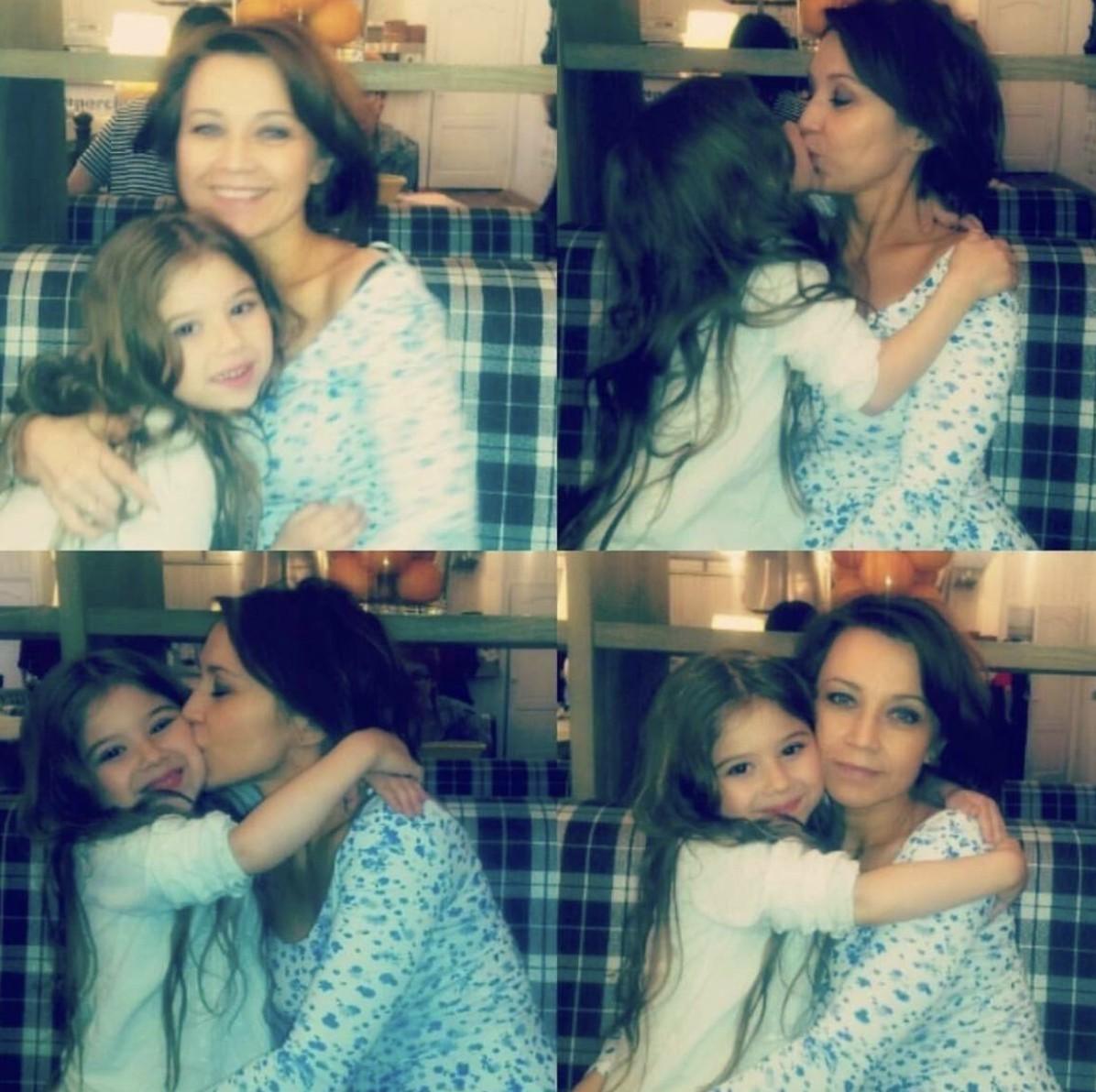 Фото Новосибирские знаменитости показали фото своих мам к 8 Марта 6