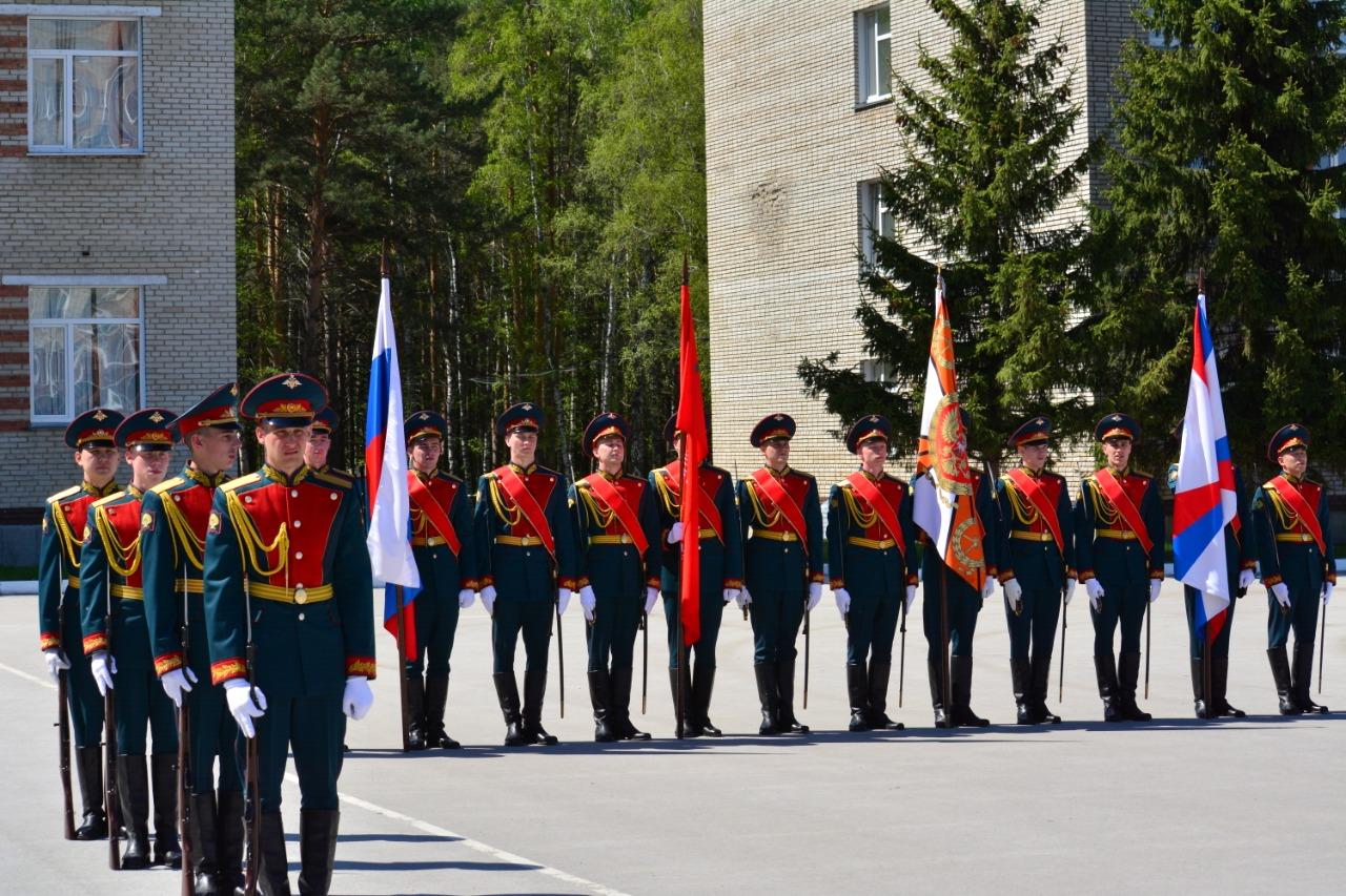 Высшее командное. НВВКУ 2020. НВВКУ Новосибирское высшее военное командное училище. Военное училище в Академгородке.