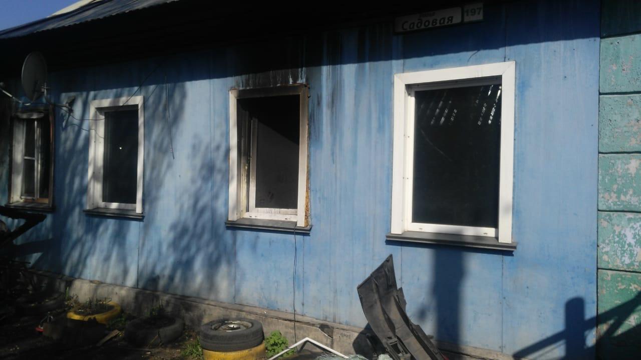 Фото Соседи спасли семилетнюю девочку из горящего дома в Новосибирской области 3