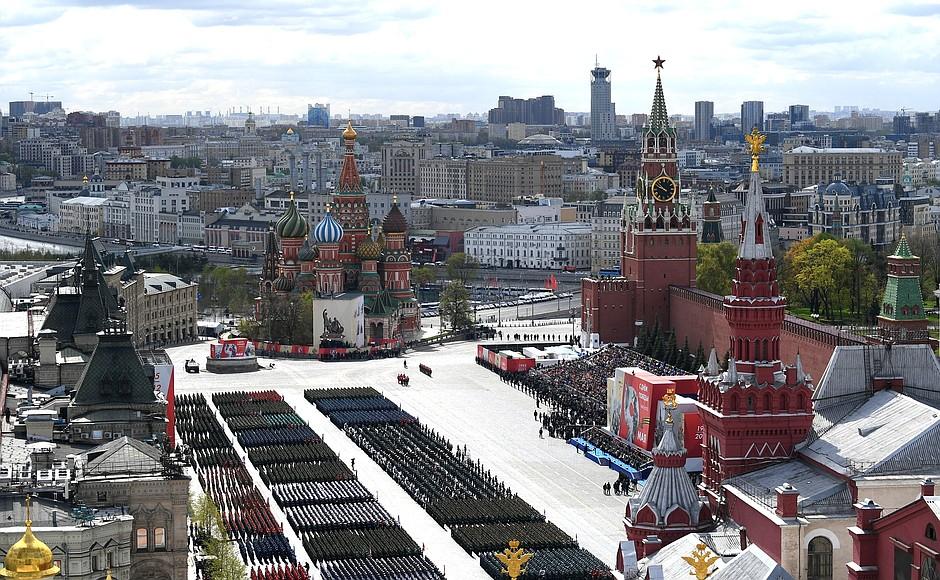 Фото «Россия дала упреждающий отпор агрессии»: полный текст выступления Путина на параде Победы в Москве 9 мая 2