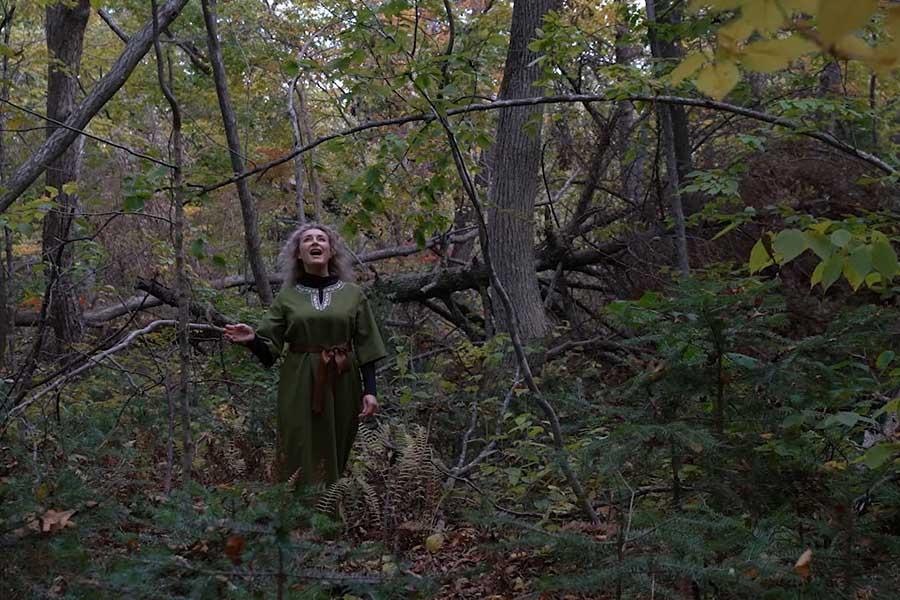 Фото Сеанс терапии от режиссёра Ефимцевой: в Новосибирске показали фильм о женщинах «Твой Лес» 9