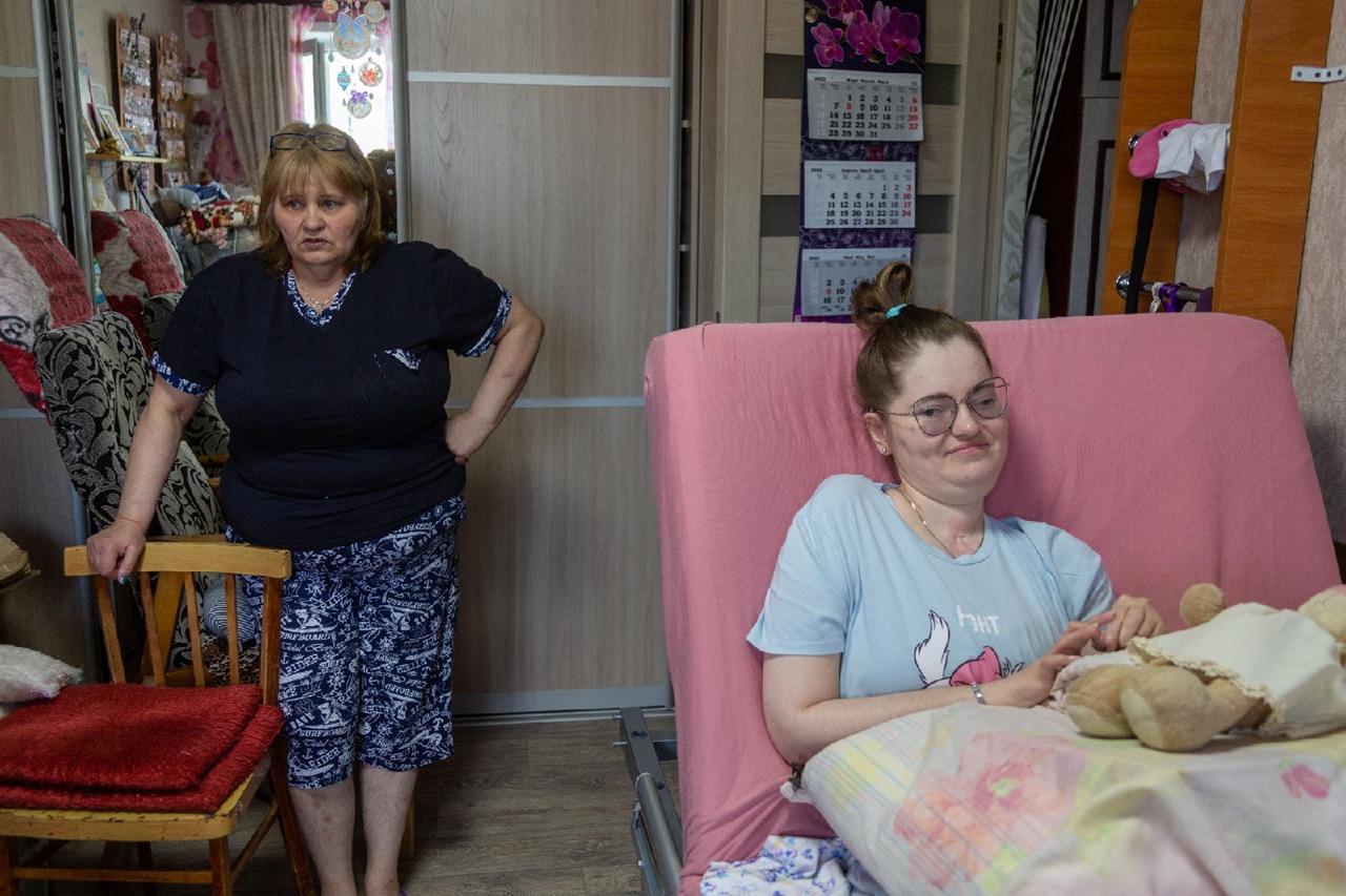 Фото Кома, остановка сердца, парализация: как живёт Анастасия Ширяева из Новосибирска спустя 9 лет после укуса клеща 5