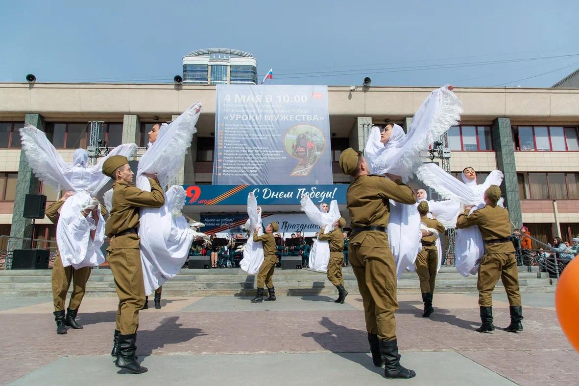 Фото «Уроки мужества» прошли в ДКЖ Новосибирска ко Дню Победы 9 Мая 7