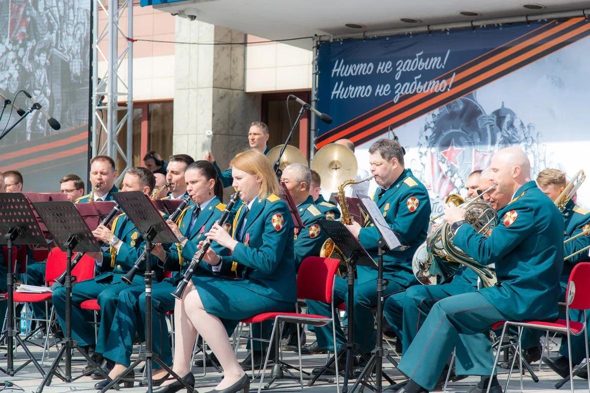Фото «Уроки мужества» прошли в ДКЖ Новосибирска ко Дню Победы 9 Мая 6