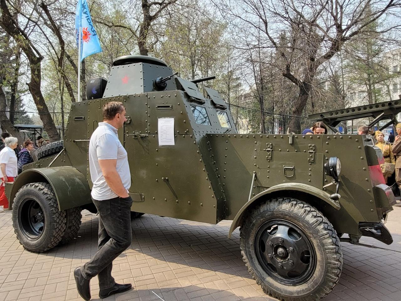 Фото В Новосибирске ретротехнику времен ВОВ не пустили на Парад Победы 6