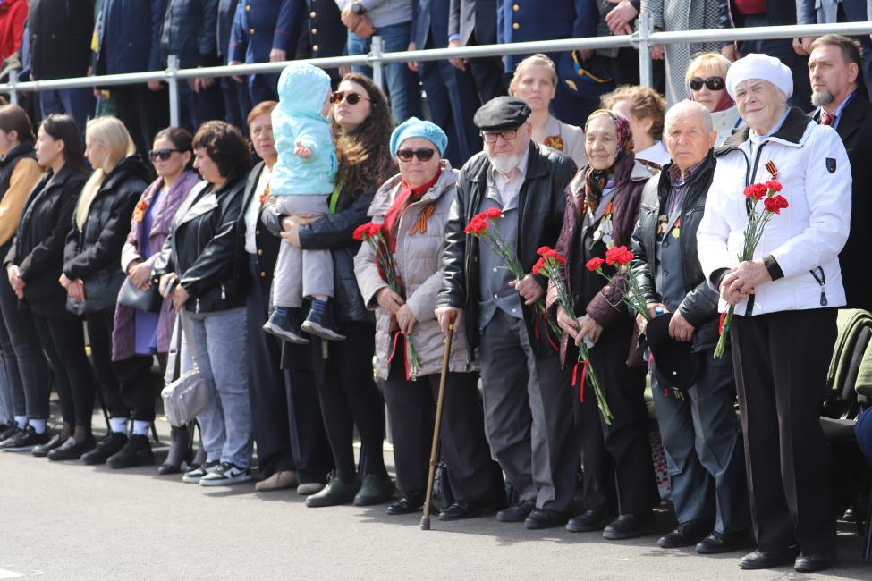 Фото Депутаты Заксобрания приняли участие в митинге в поддержку военнослужащих 3