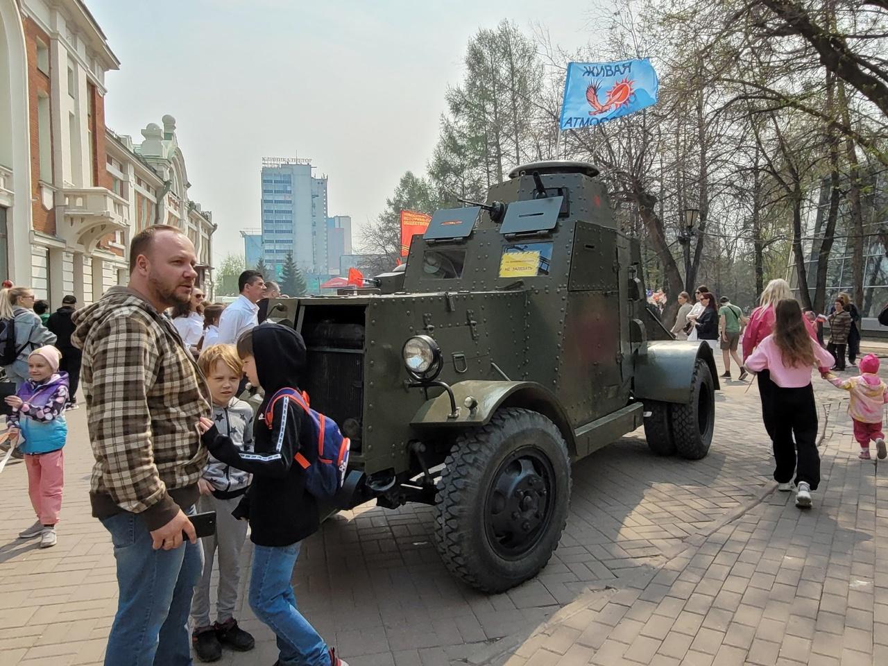 Фото В Новосибирске ретротехнику времен ВОВ не пустили на Парад Победы 5