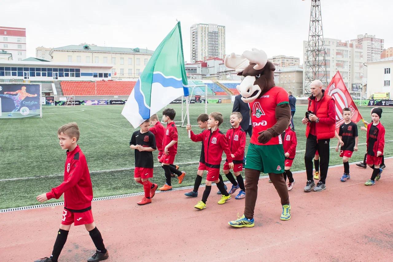 Фото «Спорт – это патриотизм»: в Новосибирске стартовал Всероссийский детский турнир по футболу 4