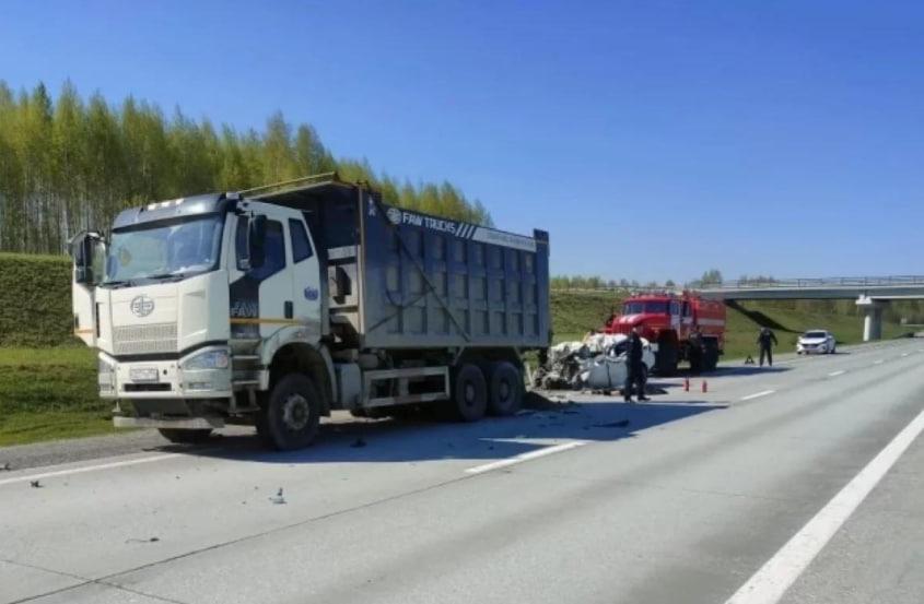 Фото Смертельное ДТП с грузовиком и перестановки в мэрии: главные новости Новосибирска за 17 мая 3
