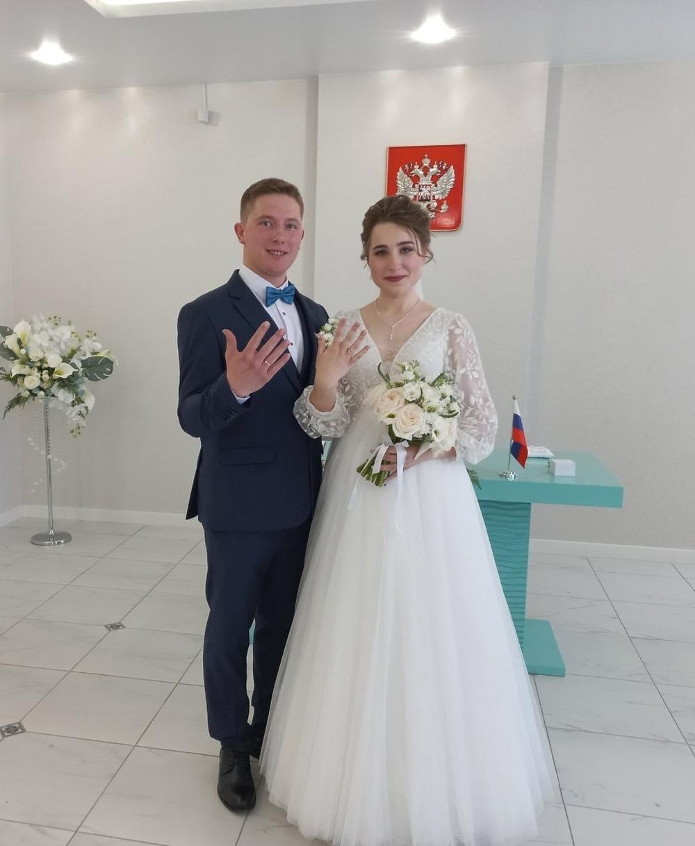 Фото Любовь в кадре: как в Новосибирске проходят апрельские свадьбы 3 - Сиб.ФМ Фото Любовь в кадре: как в Новосибирске проходят апрельские свадьбы 3