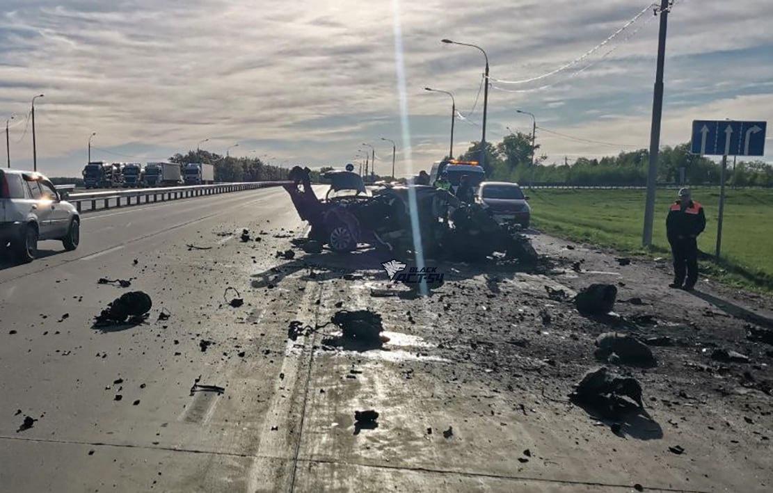 Фото Появились кадры жуткого смертельного ДТП в Коченевском районе Новосибирской области 6 - Сиб.ФМ Фото Появились кадры жуткого смертельного ДТП в Коченевском районе Новосибирской области 6