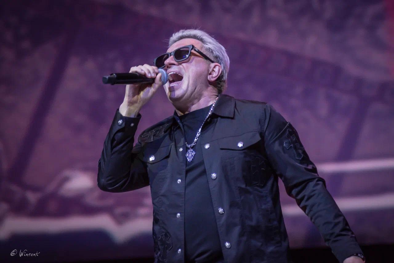 Фото «Вечер шансона» в Новосибирске: на сцену вышли «Воровайки», Мафик и «БумеR». ФОТОРЕПОРТАЖ 6