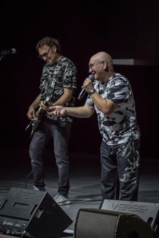 Фото «Вечер шансона» в Новосибирске: на сцену вышли «Воровайки», Мафик и «БумеR». ФОТОРЕПОРТАЖ 10