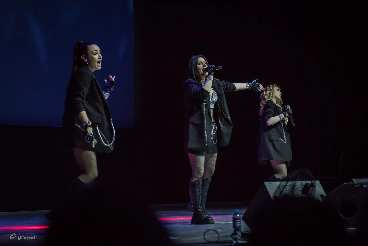 Фото «Вечер шансона» в Новосибирске: на сцену вышли «Воровайки», Мафик и «БумеR». ФОТОРЕПОРТАЖ 22