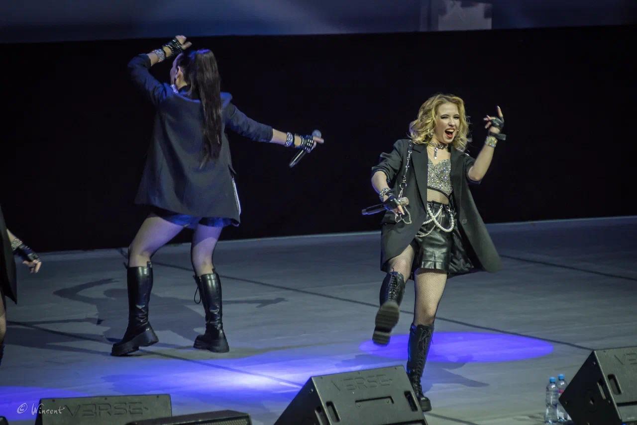 Фото «Вечер шансона» в Новосибирске: на сцену вышли «Воровайки», Мафик и «БумеR». ФОТОРЕПОРТАЖ 32