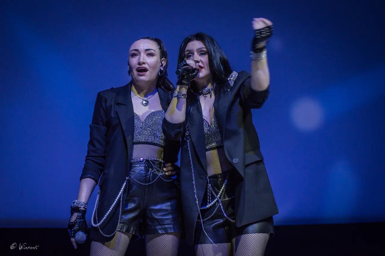 Фото «Вечер шансона» в Новосибирске: на сцену вышли «Воровайки», Мафик и «БумеR». ФОТОРЕПОРТАЖ 34