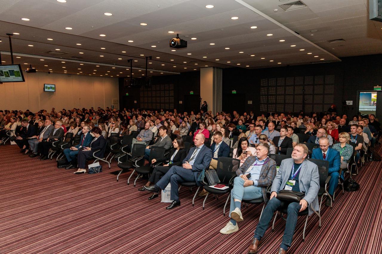 Фото В Новосибирске в рамках форума «ГЕО-Сибирь 2025» обсудили роль пространственных данных в экономике 3 - Сиб.ФМ Фото В Новосибирске в рамках форума «ГЕО-Сибирь 2025» обсудили роль пространственных данных в экономике 3