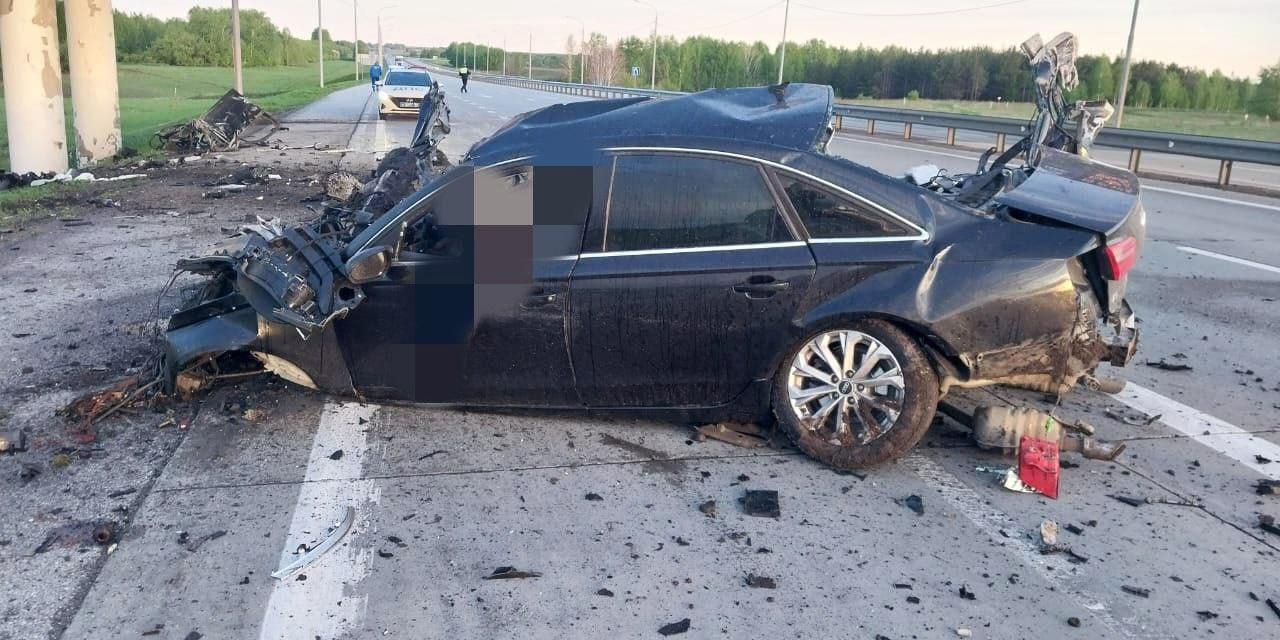 Фото Появились кадры жуткого смертельного ДТП в Коченевском районе Новосибирской области 3 - Сиб.ФМ Фото Появились кадры жуткого смертельного ДТП в Коченевском районе Новосибирской области 3