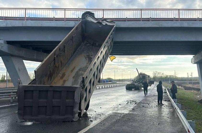 Фото ДТП с самосвалом и приговор участковому: главные новости Новосибирской области за 6 мая 2 - Сиб.ФМ Фото ДТП с самосвалом и приговор участковому: главные новости Новосибирской области за 6 мая 2