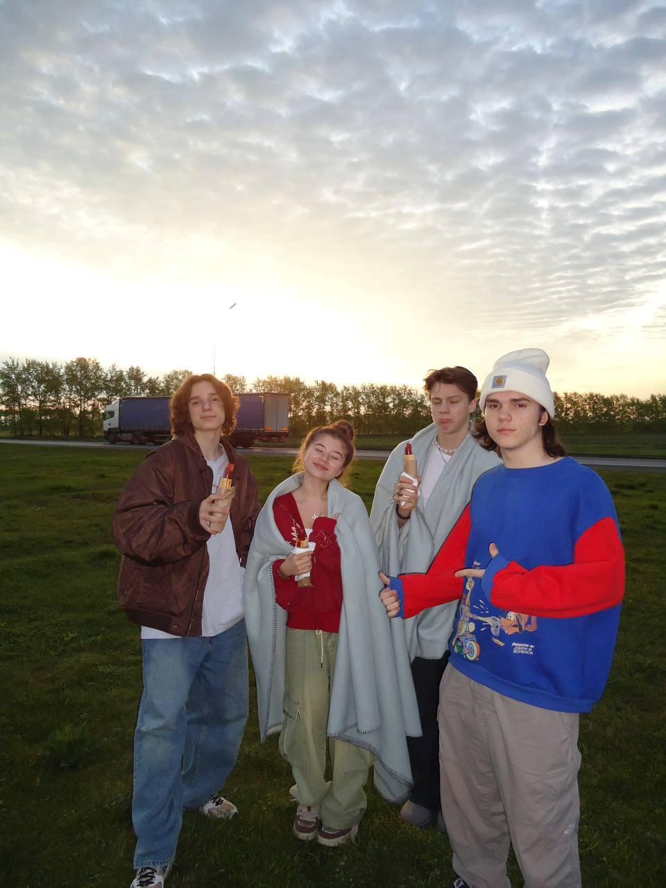 Фото Опубликованы кадры ДТП на сибирской трассе с блогером Миланой Хаметовой 2 - Сиб.ФМ Фото Опубликованы кадры ДТП на сибирской трассе с блогером Миланой Хаметовой 2