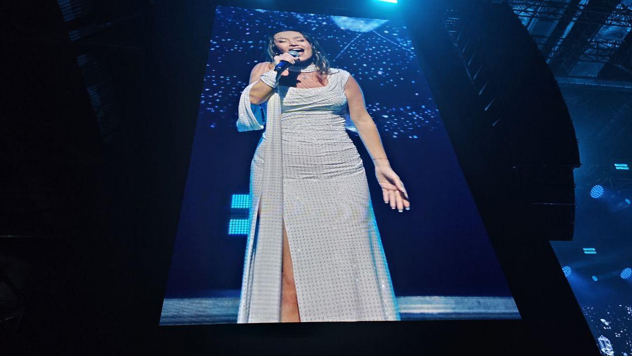 Фото Супершоу в Новосибирске: звёзды «Ну-ка, все вместе!» зажгли сцену «Локомотив-Арены». ФОТОРЕПОРТАЖ 25 - Сиб.ФМ Фото Супершоу в Новосибирске: звёзды «Ну-ка, все вместе!» зажгли сцену «Локомотив-Арены». ФОТОРЕПОРТАЖ 25