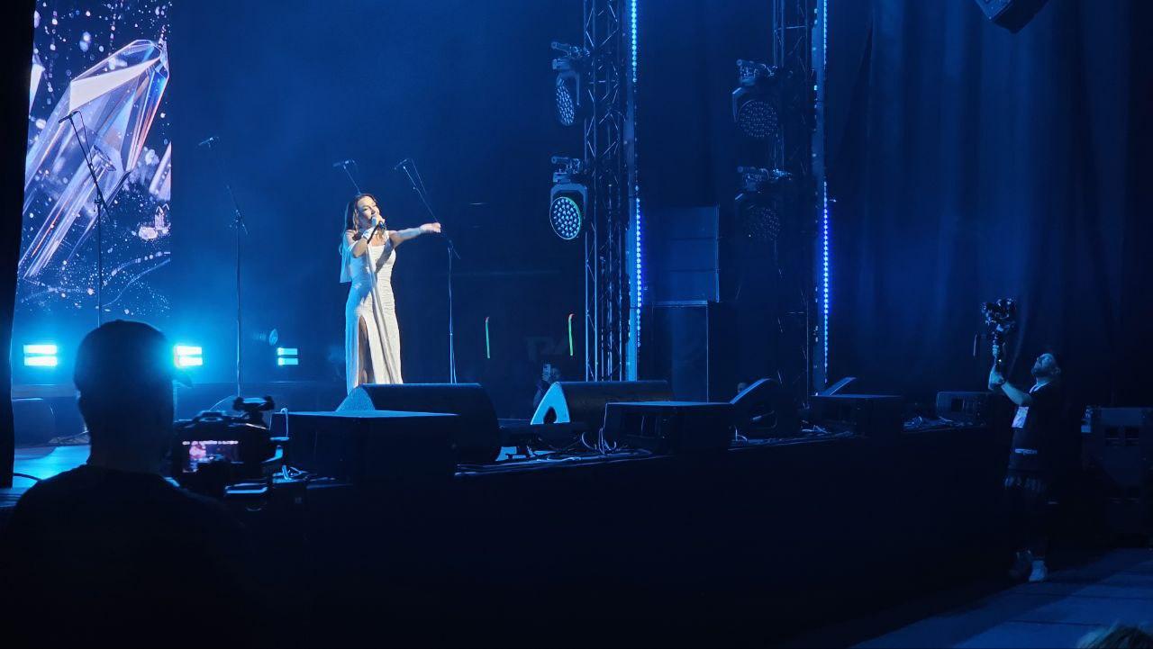 Фото «Ну-ка, все вместе!» с Басковым и Лазаревым: звезды проводят концерт в Новосибирске. ОНЛАЙН 11 - Сиб.ФМ Фото «Ну-ка, все вместе!» с Басковым и Лазаревым: звезды проводят концерт в Новосибирске. ОНЛАЙН 11