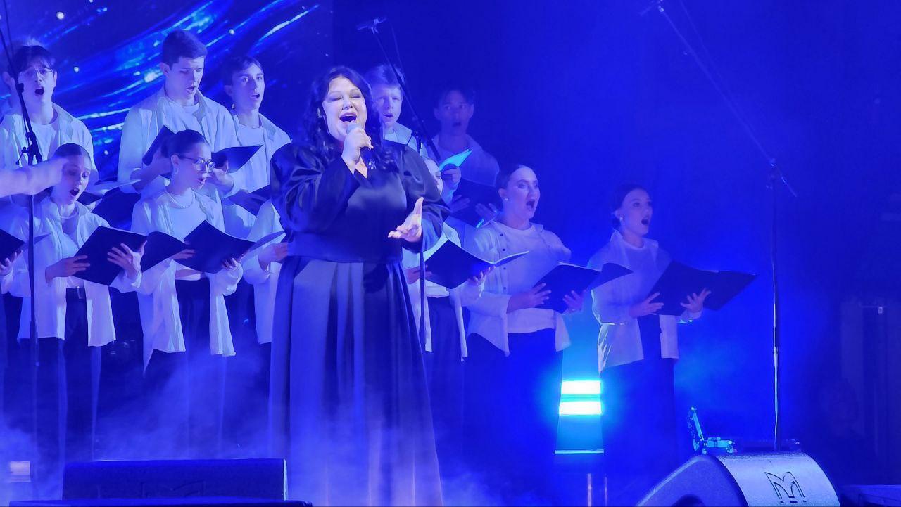 Фото «Ну-ка, все вместе!» с Басковым и Лазаревым: звезды проводят концерт в Новосибирске. ОНЛАЙН 9 - Сиб.ФМ Фото «Ну-ка, все вместе!» с Басковым и Лазаревым: звезды проводят концерт в Новосибирске. ОНЛАЙН 9