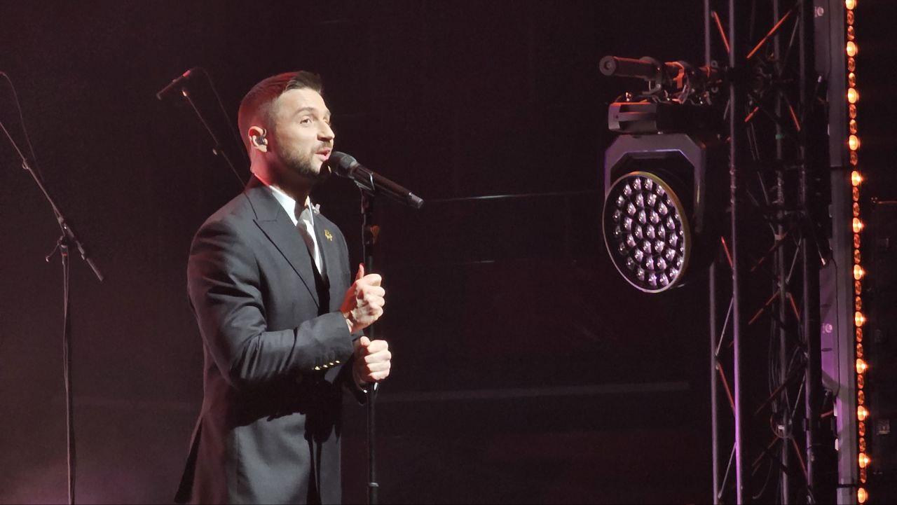 Фото «Ну-ка, все вместе!» с Басковым и Лазаревым: звезды проводят концерт в Новосибирске. ОНЛАЙН 3 - Сиб.ФМ Фото «Ну-ка, все вместе!» с Басковым и Лазаревым: звезды проводят концерт в Новосибирске. ОНЛАЙН 3