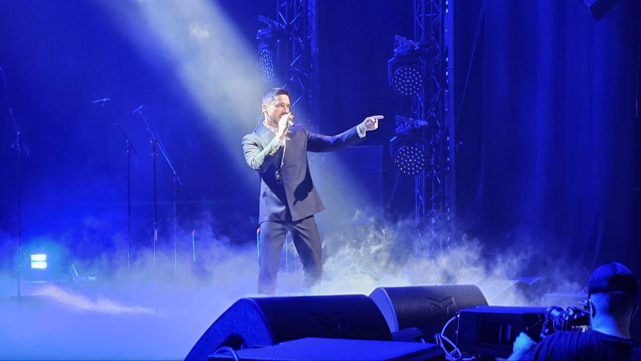 Фото «Ну-ка, все вместе!» с Басковым и Лазаревым: звезды проводят концерт в Новосибирске. ОНЛАЙН 2 - Сиб.ФМ Фото «Ну-ка, все вместе!» с Басковым и Лазаревым: звезды проводят концерт в Новосибирске. ОНЛАЙН 2