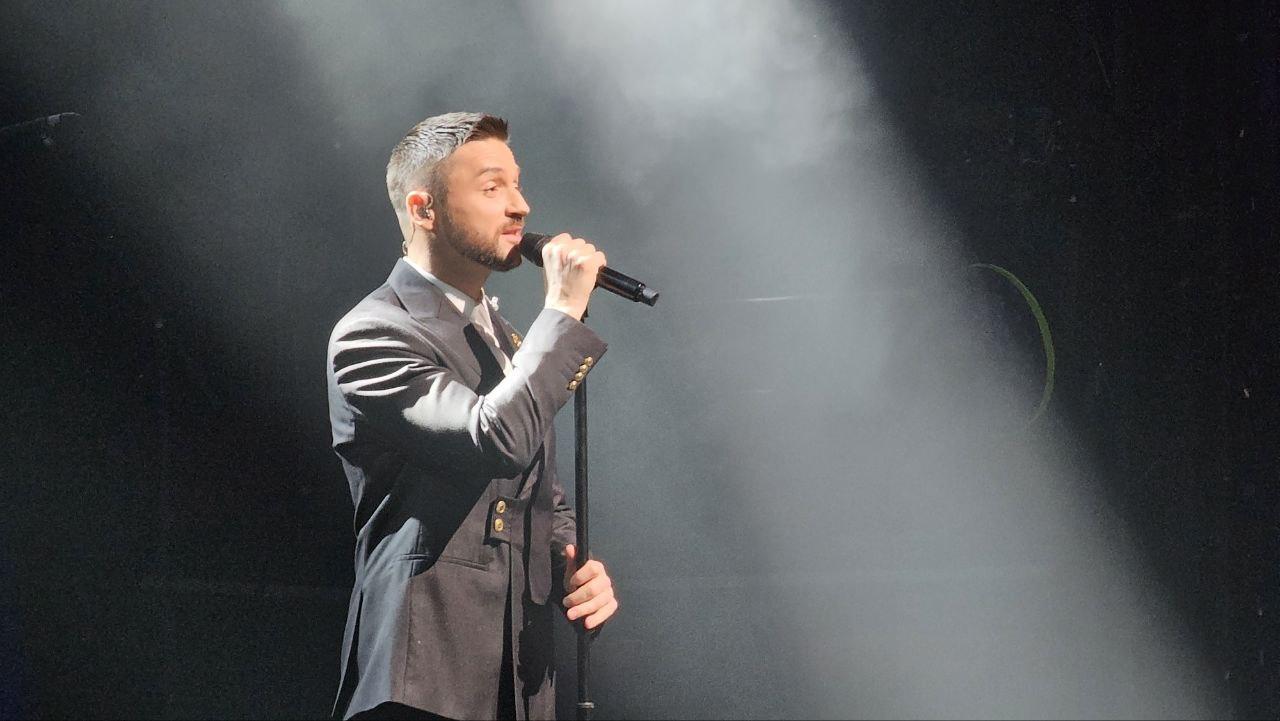 Фото Супершоу в Новосибирске: звёзды «Ну-ка, все вместе!» зажгли сцену «Локомотив-Арены». ФОТОРЕПОРТАЖ 35 - Сиб.ФМ Фото Супершоу в Новосибирске: звёзды «Ну-ка, все вместе!» зажгли сцену «Локомотив-Арены». ФОТОРЕПОРТАЖ 35