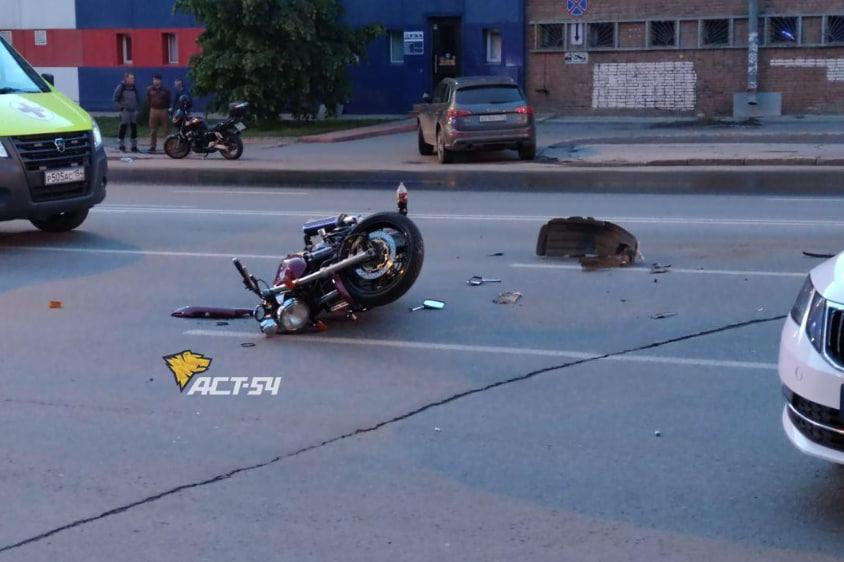 Фото Смертельное ДТП и истребитель над городом: главные новости Новосибирской области за 31 мая 2 - Сиб.ФМ Фото Смертельное ДТП и истребитель над городом: главные новости Новосибирской области за 31 мая 2