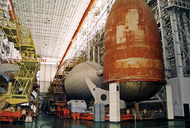 Фото В Новосибирске опубликованы кадры уничтожения космического корабля «Буран» 12 мая 5 - Сиб.ФМ Фото В Новосибирске опубликованы кадры уничтожения космического корабля «Буран» 12 мая 5