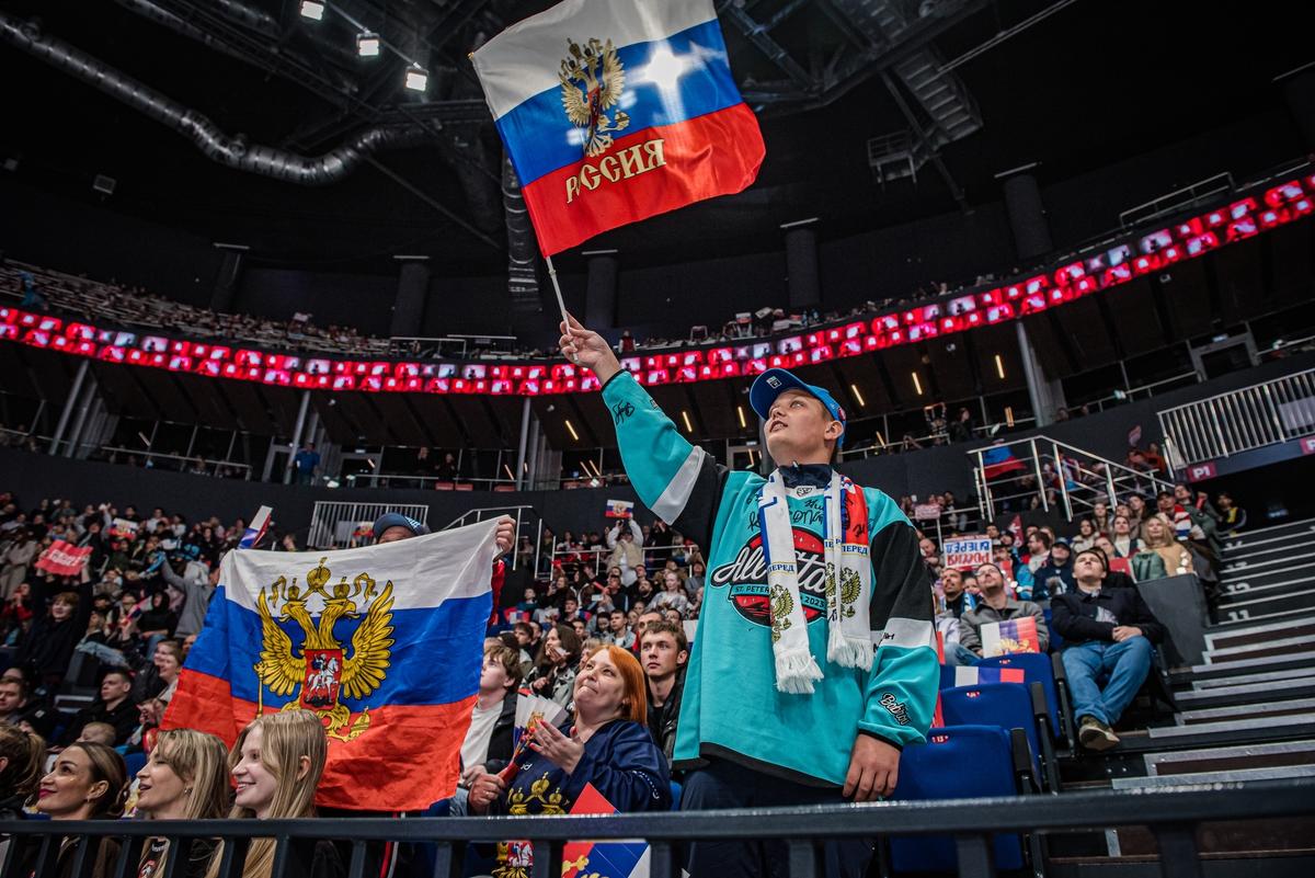 Фото Российская молодёжка взяла Кубок Будущего-2026 в Новосибирске: яркие кадры финального матча 7