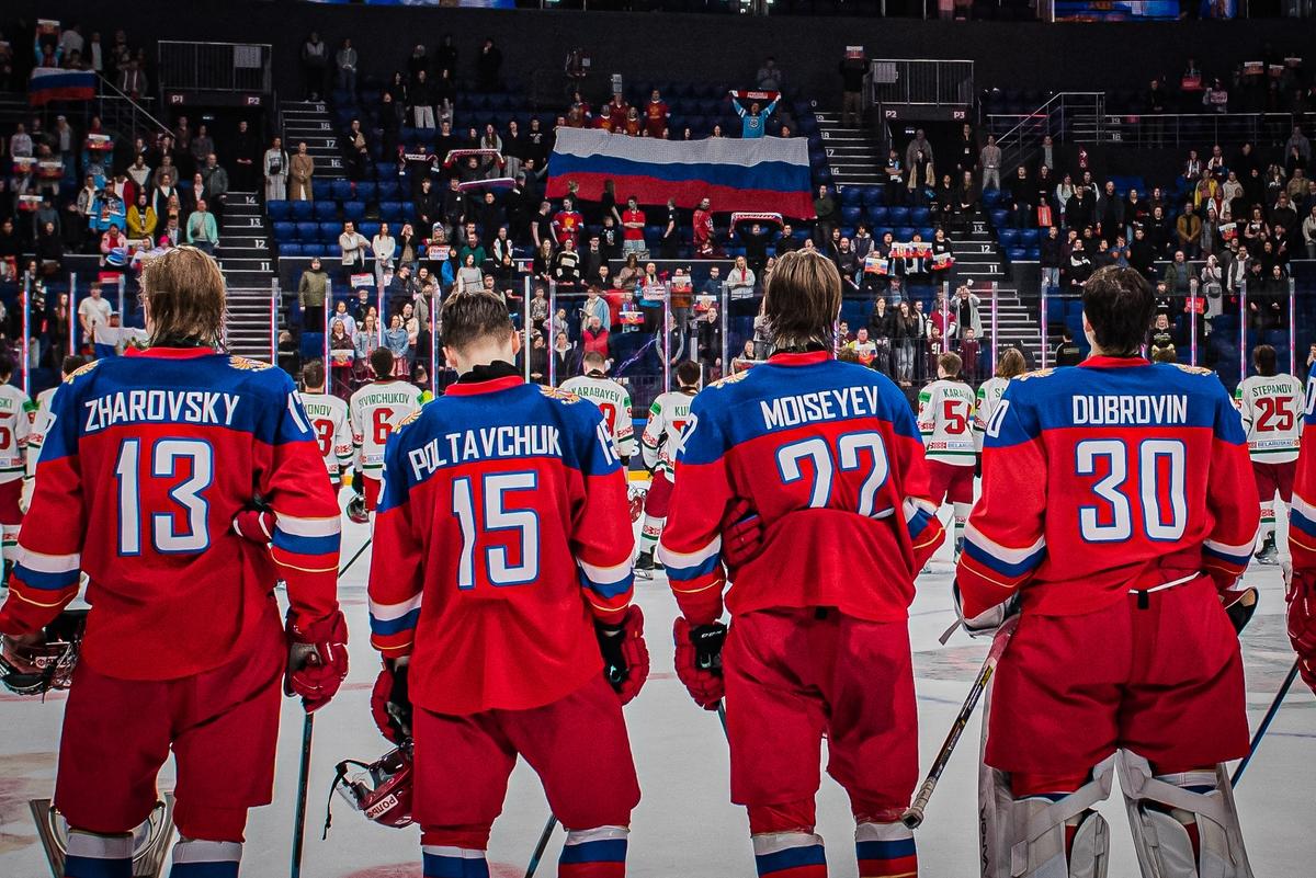 Фото Российская молодёжка взяла Кубок Будущего-2026 в Новосибирске: яркие кадры финального матча 17