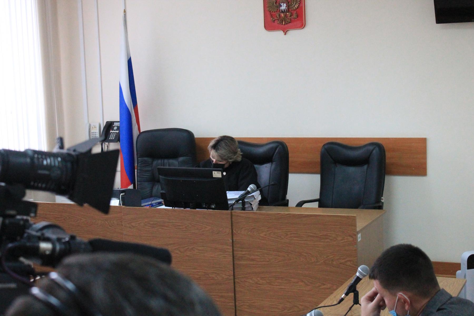 Фото «Жертва медийного резонанса»: 19-летнего Фёдора Хижина из Новосибирска начали судить по делу об убийстве подруги из-за мефедрона 5