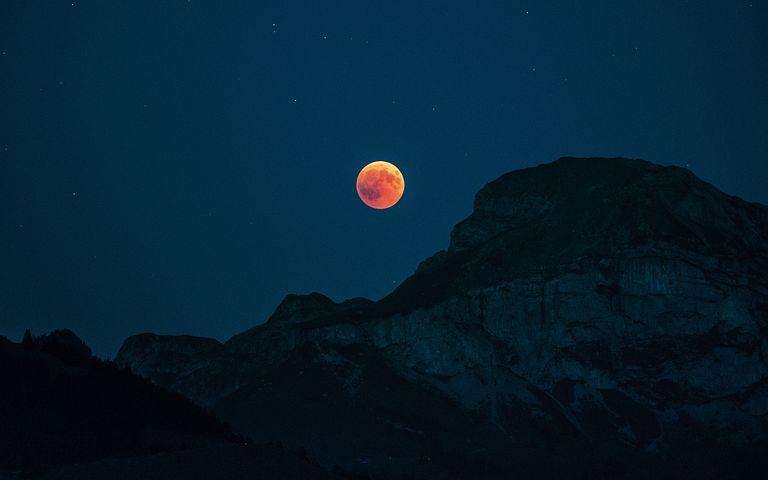 Фото Глобальная тьма: самое долгое Лунное затмение случится 8 ноября 2022 года 3