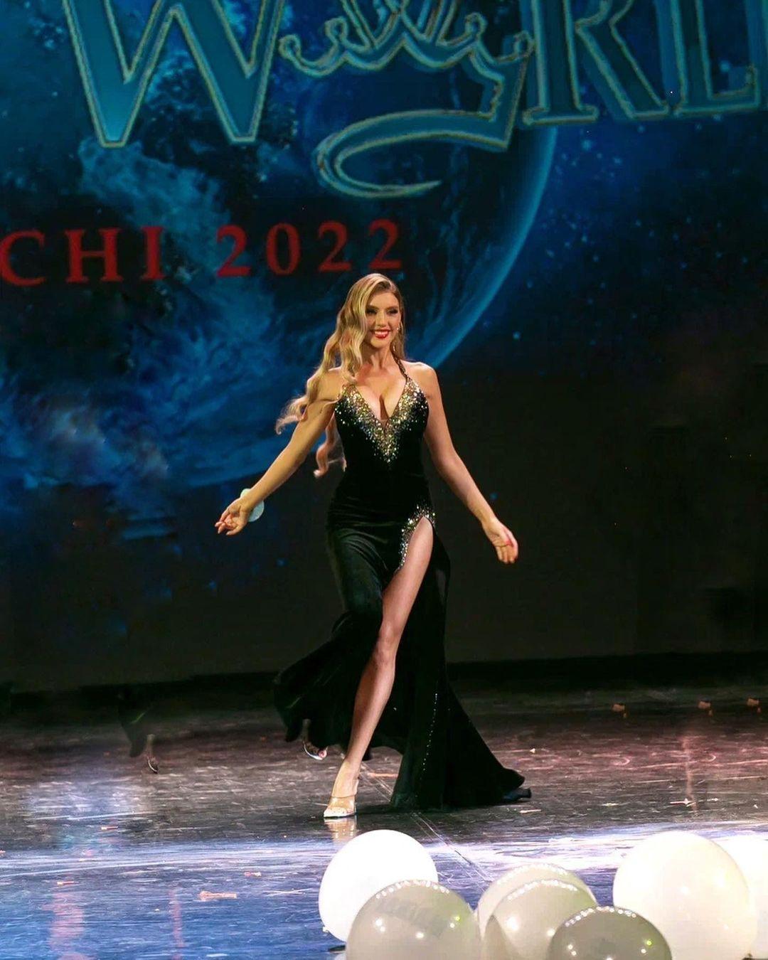 Фото Победившая рак фитнес-модель из Новосибирска Алиса Михайленко выиграла конкурс красоты Lady World-2022 4