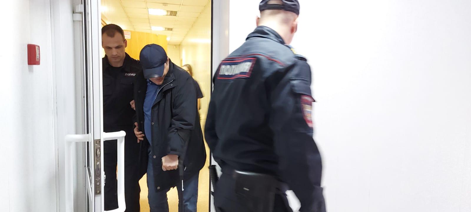 Фото Суд в Новосибирске отправил адвоката Смышляева под домашний арест 2
