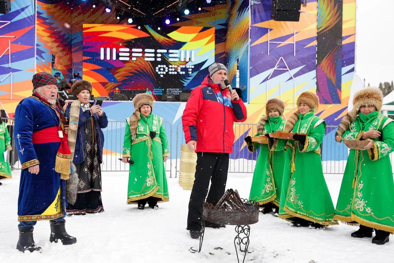Фото Шаман дал добро: как в Шерегеше открыли новый горнолыжный сезон — 10 снежных фото 8