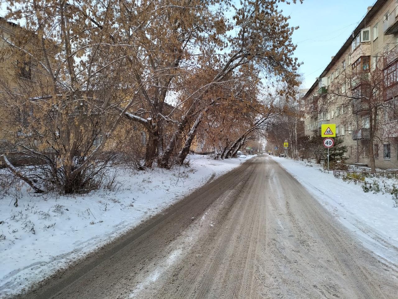 Фото Грязная пятница в Новосибирске: фоторепортаж с улиц города после снегопада 11 ноября 9