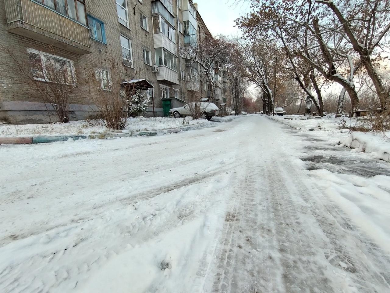 Фото Грязная пятница в Новосибирске: фоторепортаж с улиц города после снегопада 11 ноября 10