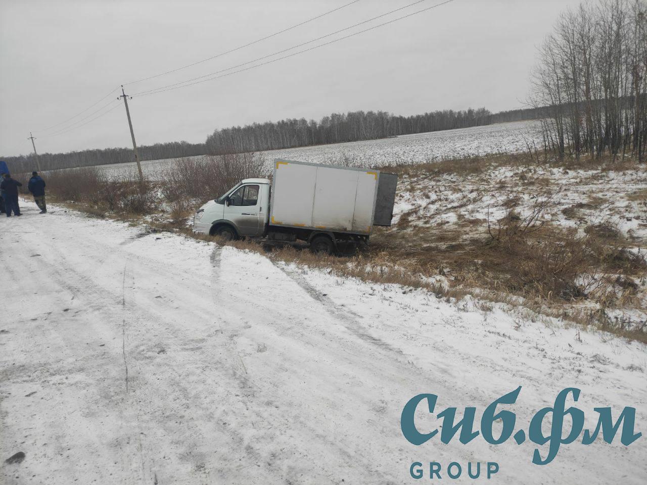 Фото Директор АТП не верит в вину водителя перевернувшегося автобуса в Новосибирской области 2