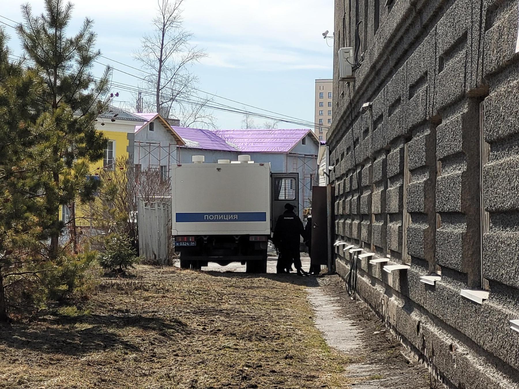 Фото В Новосибирске пьяный водитель хотел переложить вину за ДТП на мёртвого товарища 2