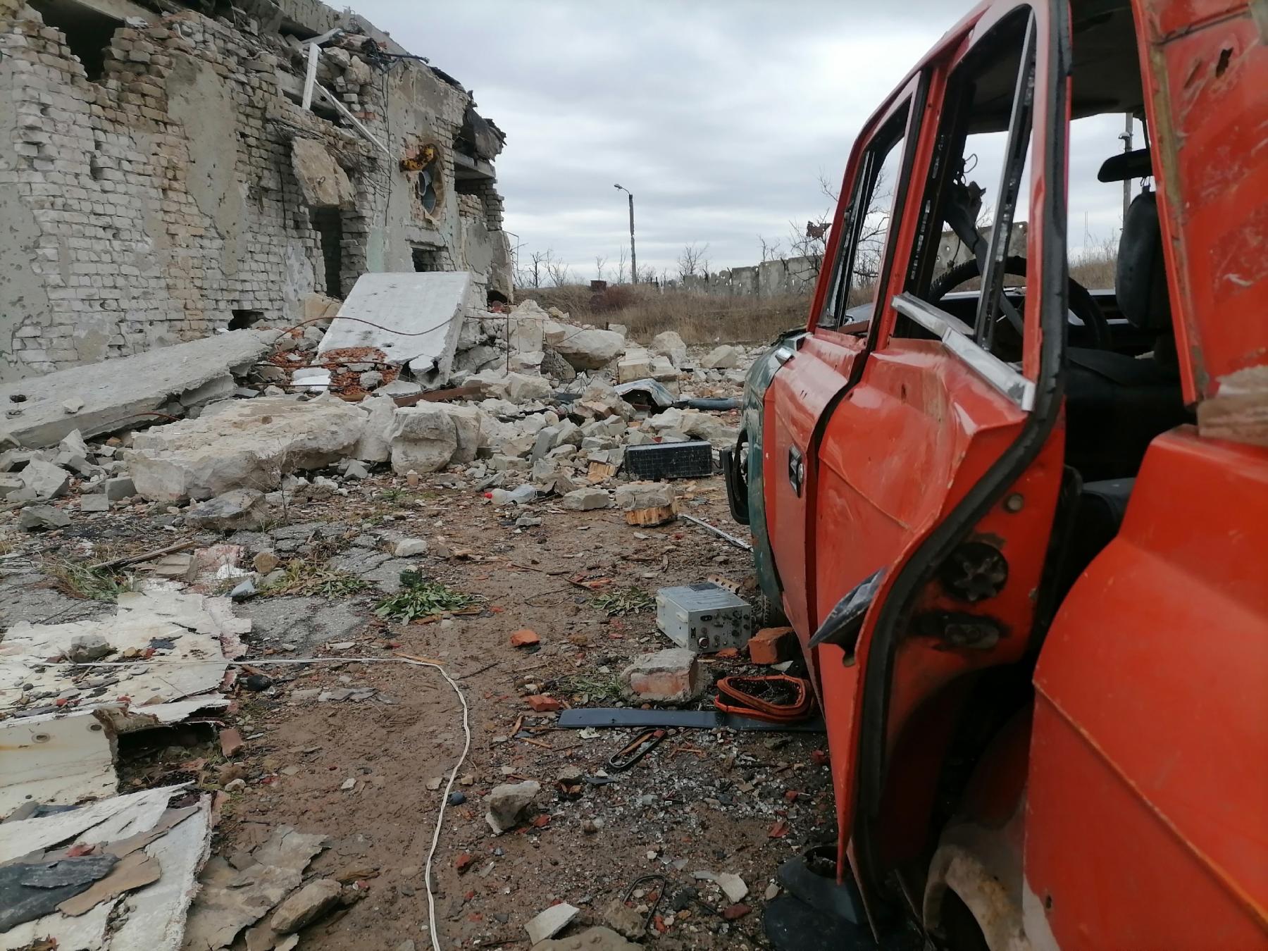 Фото Новосибирский чиновник-доброволец показал фото разрушений в зоне СВО 2