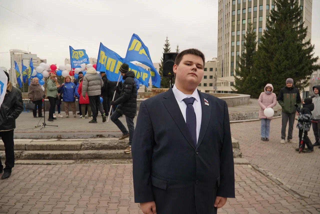 Фото В Новосибирске прошел митинг-концерт, посвященный Дню народного единства. Фоторепортаж 2