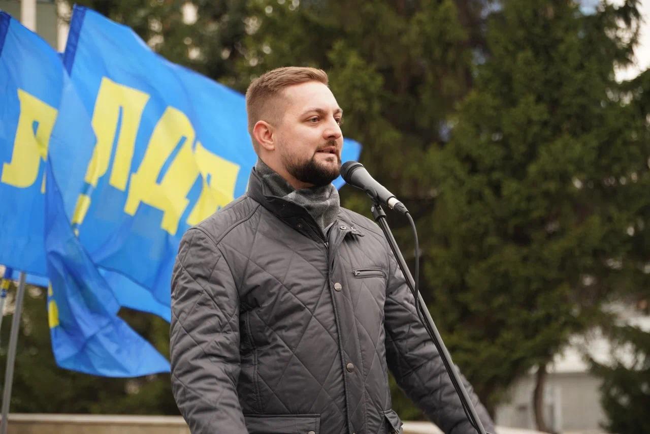 Фото В Новосибирске прошел митинг-концерт, посвященный Дню народного единства. Фоторепортаж 9