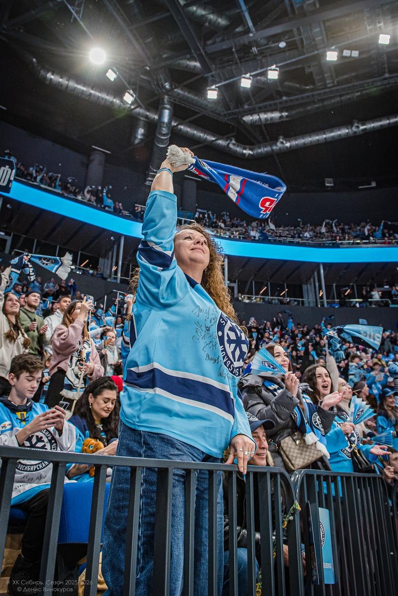 Фото Хоккейная «Сибирь» уступила «Автомобилисту» в домашнем матче. Фоторепортаж 19