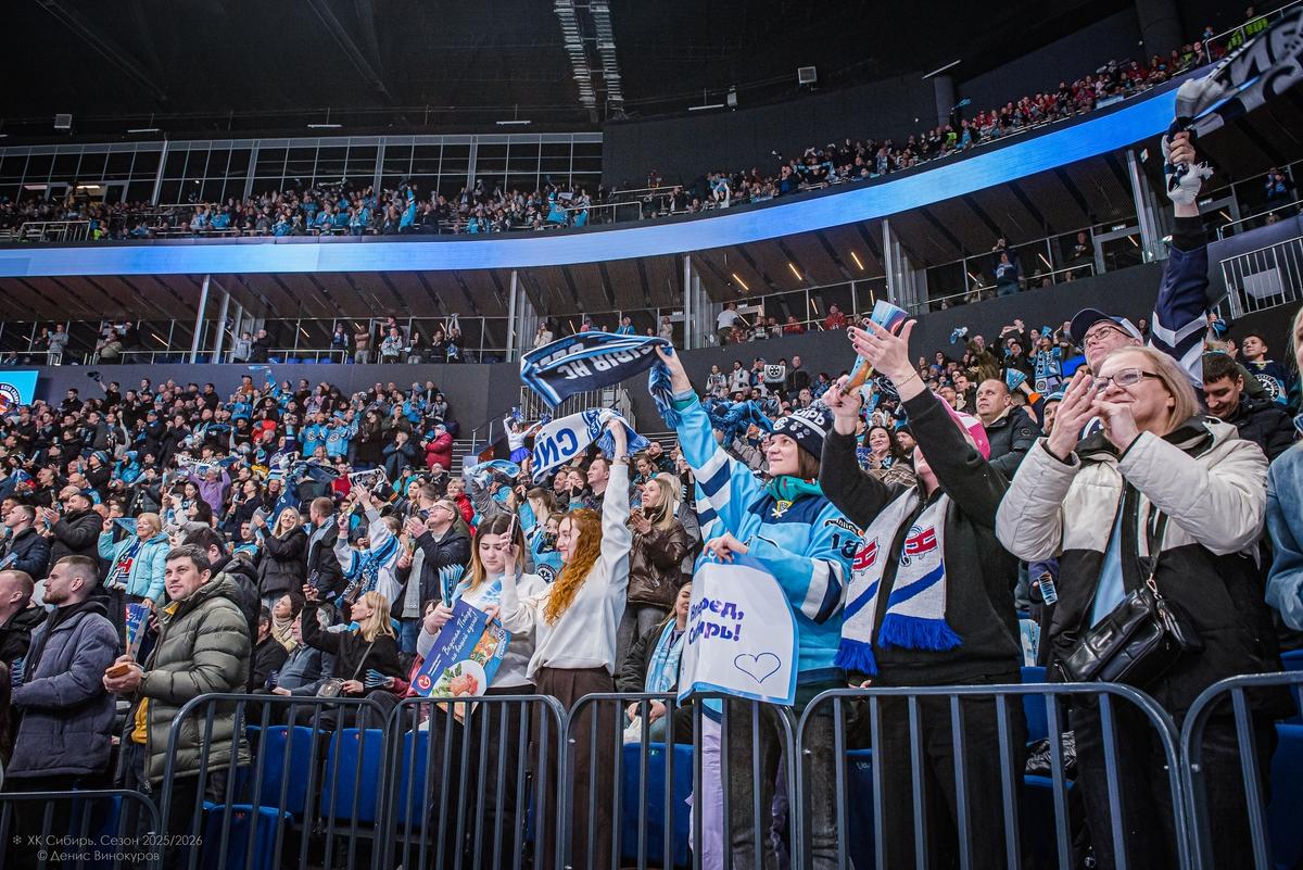 Фото Хоккейная «Сибирь» уступила «Автомобилисту» в домашнем матче. Фоторепортаж 25
