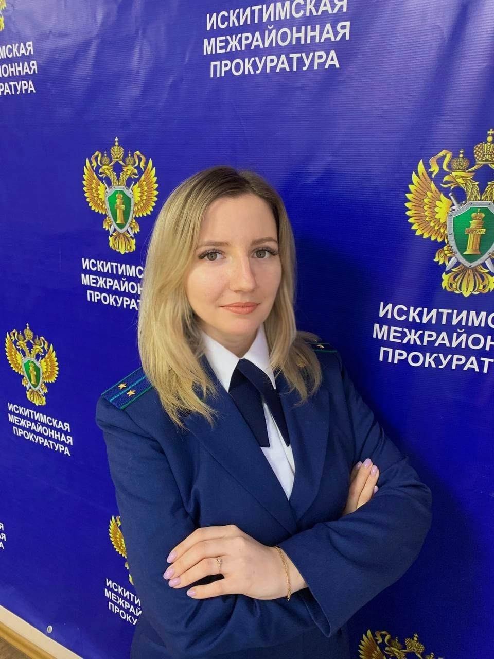 Фото День полиции в Новосибирске. Опубликованы кадры 13 строгих и шикарных девушек в погонах 4 - Сиб.ФМ Фото День полиции в Новосибирске. Опубликованы кадры 13 строгих и шикарных девушек в погонах 4