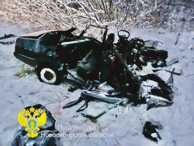 Фото Опубликованы фото с места гибели шести человек в лобовом ДТП под Новосибирском 2 - Сиб.ФМ Фото Опубликованы фото с места гибели шести человек в лобовом ДТП под Новосибирском 2